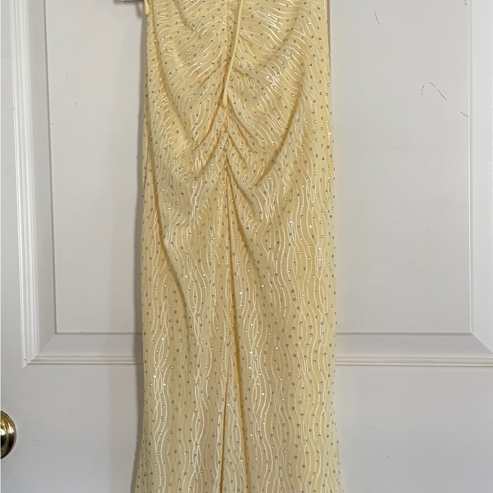 Windsor Pale Yellow Beaded Strap Prom Dresd - Picture 3 of 5